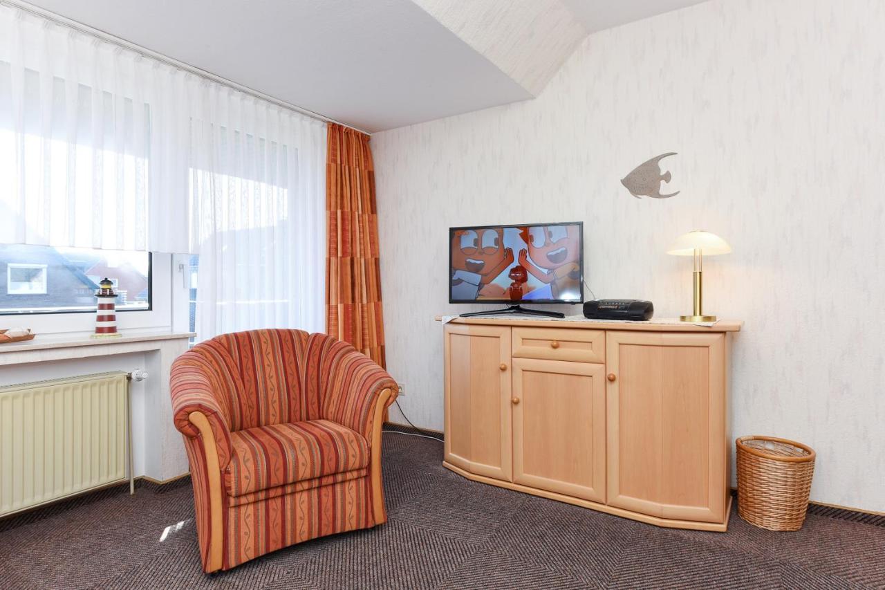 Ferienwohnungen Im Haus Am Wattenmeer Neuharlingersiel Buitenkant foto